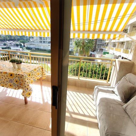 Luminoso Apartamento En Salou Con Terraza Y Parque Infantil Ideal Familias Exterior foto