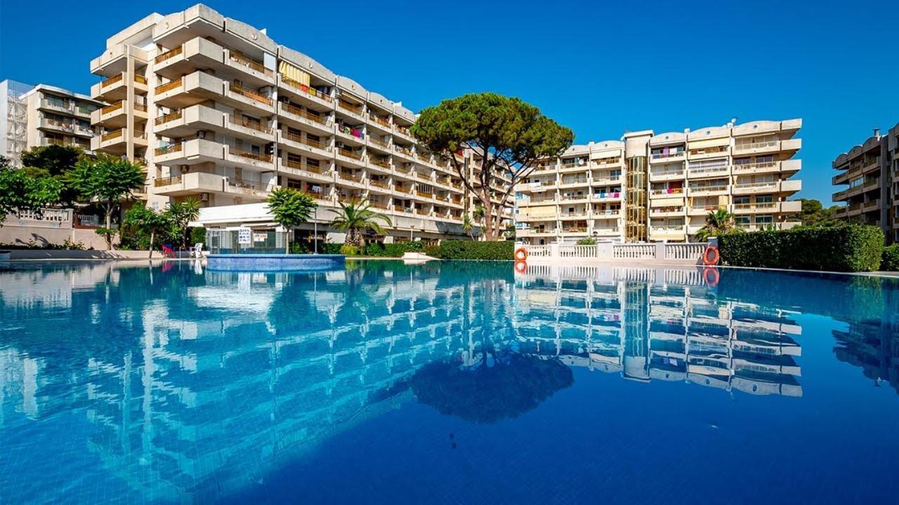 Luminoso Apartamento En Salou Con Terraza Y Parque Infantil Ideal Familias Exterior foto