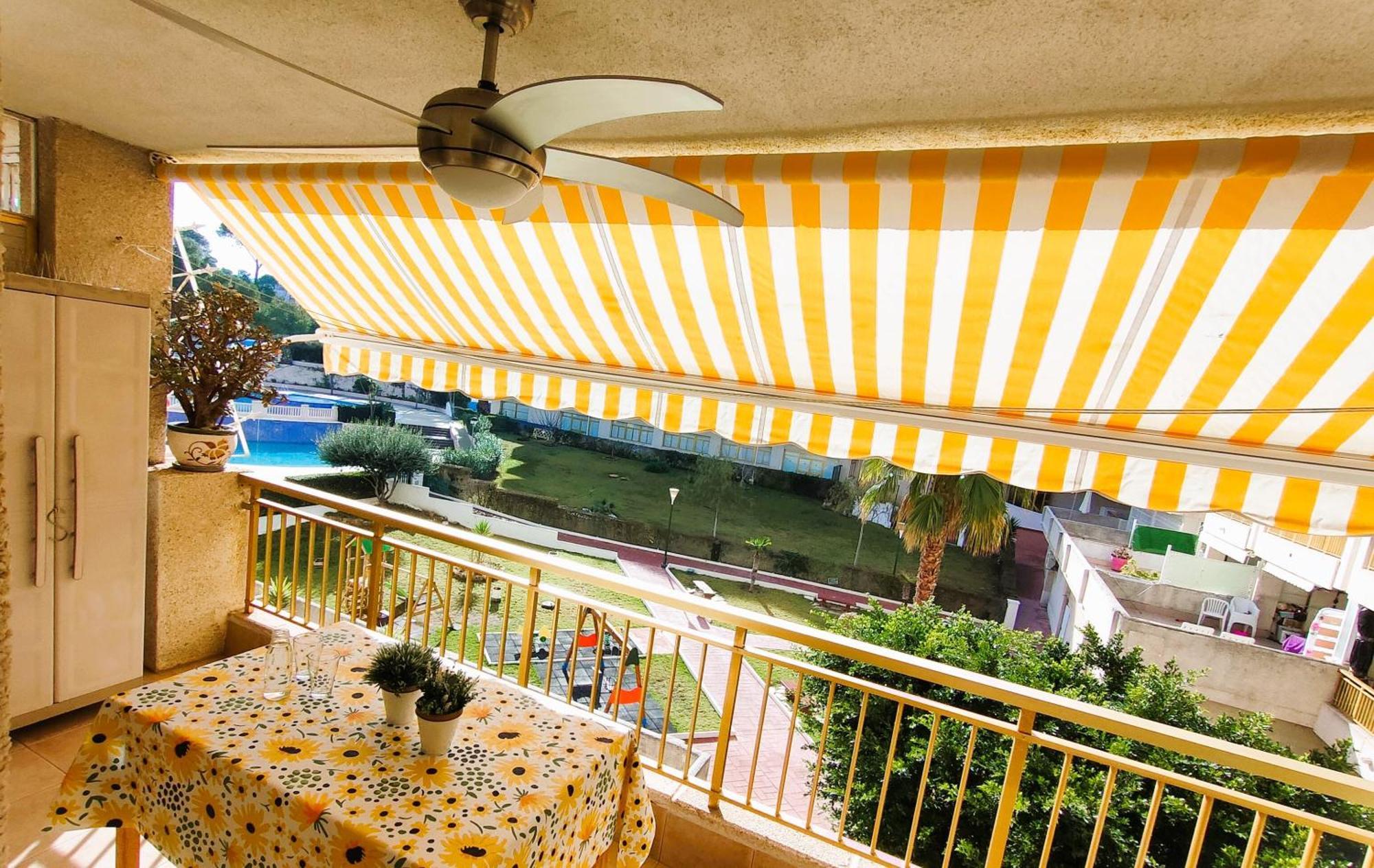 Luminoso Apartamento En Salou Con Terraza Y Parque Infantil Ideal Familias Exterior foto
